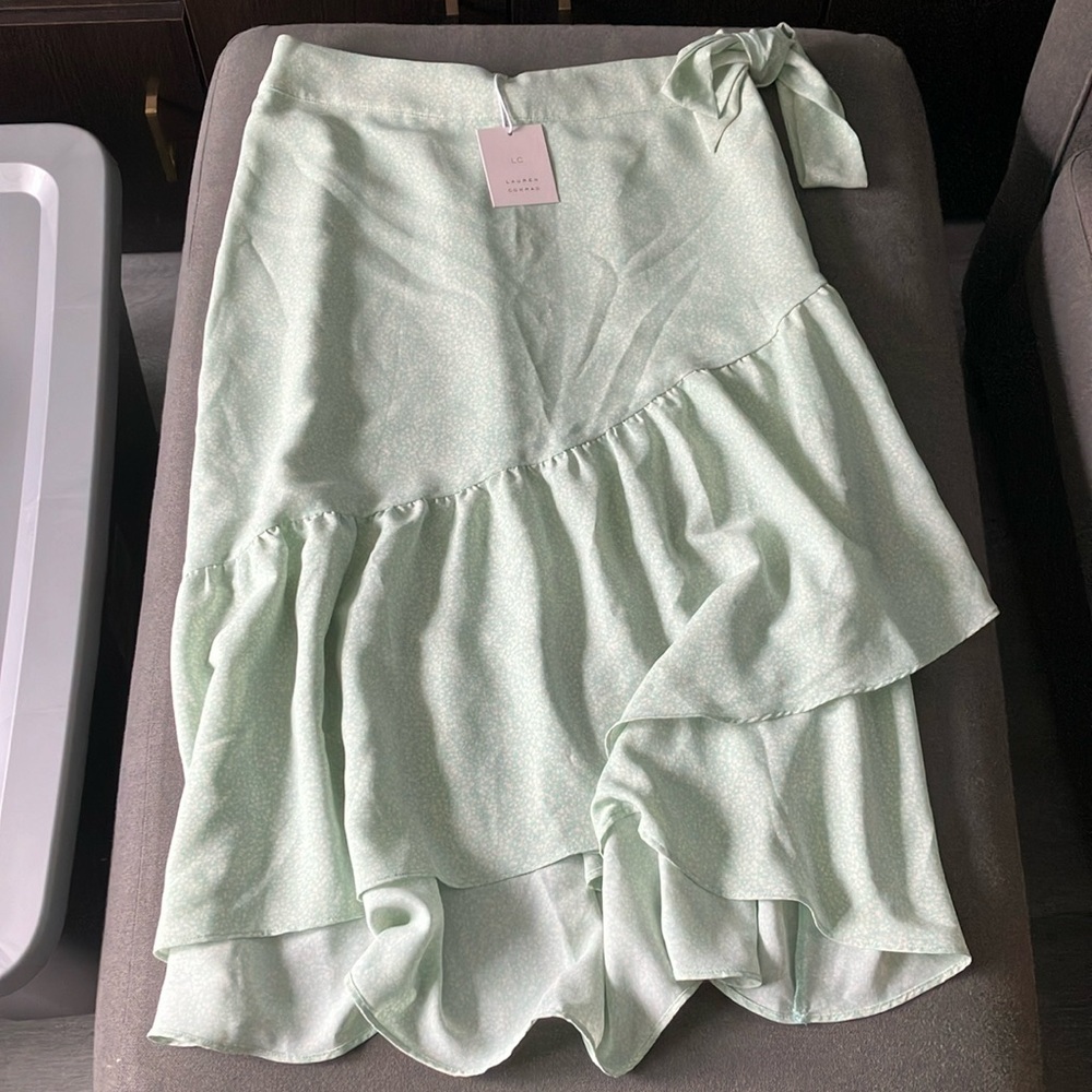 Lauren Conrad Mint Green and White Floral Ruffle Skirt